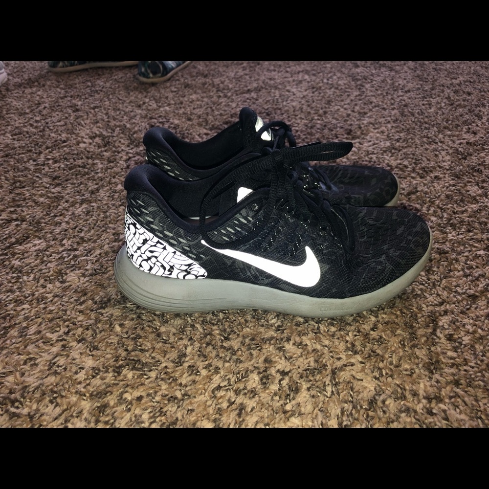 Nike lunarglide 8 shoes